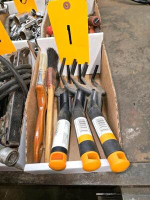 LOT HAND TOOLS
