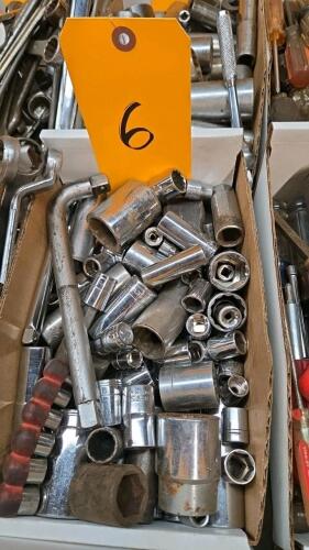 LOT SOCKETS