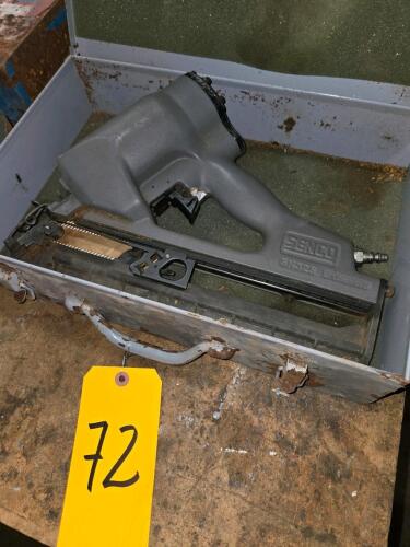 LOT SENCO SN325 AIR NAILER