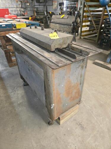 LOCKFORMER PITTSBURGH LOCK MACHINE; 20 GAUGE CAPACITY; .036" MILD STEEL; 60" WORKING WIDTH; MACHINE DIMENSIONS 62" x 18" x 38" OVERALL; WEIGHT 670 lbs.; 1 HP MOTOR; STANDARD PITTSBURGH HEAD INCLUDED; SERIAL NUMBER: BL-1623