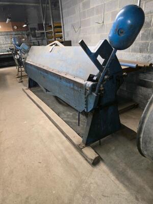 LOT CHICAGO D&K MODEL S01014 MANUAL SHEET METAL (BOX & PAN) BRAKE, 10' X 16 GAUGE CAPACITY