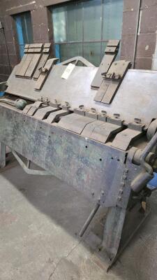 CHICAGO D & K FINGER BRAKE; MODEL W39; 72" WIDE; 16 GUAGE CAPACITY - 3