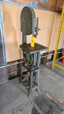 DELTA ROCKWELL 14" FLOOR TYPE BANDSAW; S/N 103-4513