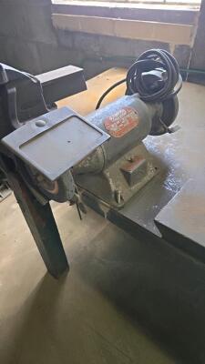 LOT MISCELLANEOUS BENCH TOP EQUIPMENT AND BENCH - 3
