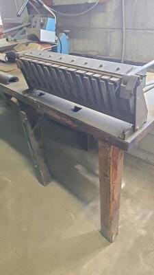 LOT MISCELLANEOUS BENCH TOP EQUIPMENT AND BENCH - 6