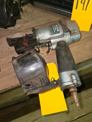 HITACHI COIL NAILER