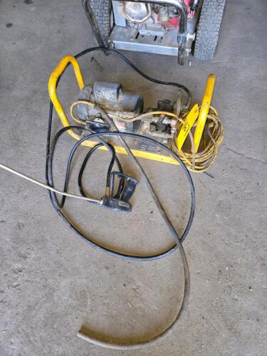 MAXI-VAC, MODEL 5000B