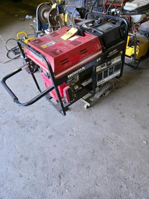 LOT HONDA PORTABLE GENERATOR; MODEL GEN-PRO; 12500 WATTS; V-TWIN - 2