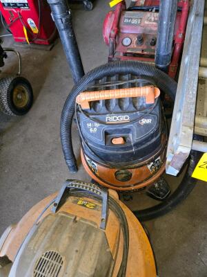 LOT SHOP VACUUMS - 3