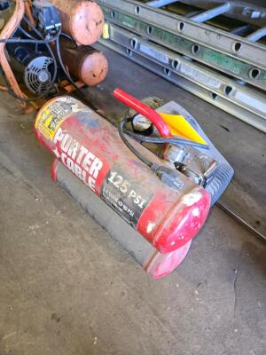 LOT PORTER CABLE PORTABLE AIR COMPRESSOR; 125PSI