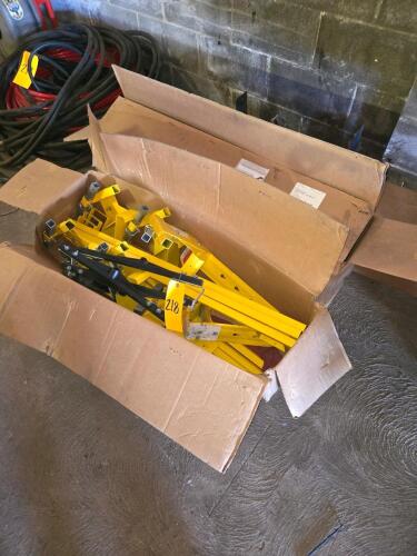 LOT ACRO BUILDING SYSTEMS ROOF BRACKET GUARD RAIL SYSTEM AND MISCELLANEOUS
