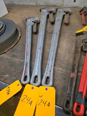 LOT RIDGID PIPE WRENCHES