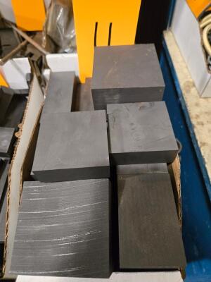 LOT GRAPHITE