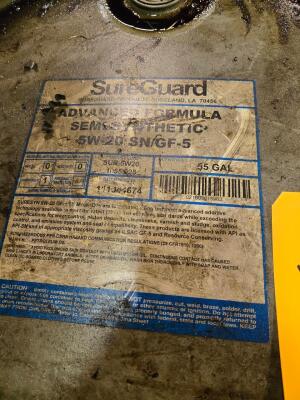 LOT COOLANT, MOTOR AND MACHINE OILS - 10