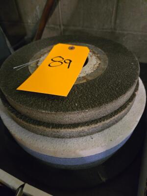 LOT GRINDING WHEELS