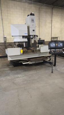 HURCO CNC VERTICAL MACHINING CENTER