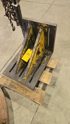 HEAVY-DUTY ANGLE PLATE