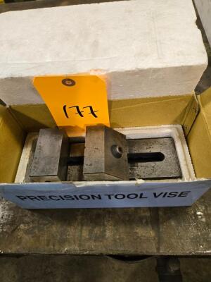 PRECISION TOOL VISE