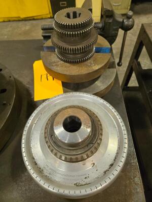 LOT JACOBS SPINDLE NOSE LATHE CHUCK AND FACE PLATES