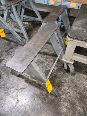 LOT HEAVY DUTY STEEL WORK STANDS