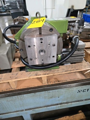 4TH AXIS ROTARY TABLE ATTACHMENT