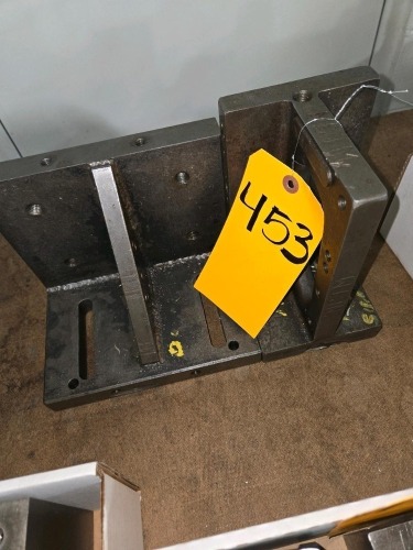 LOT ANGLE PLATES