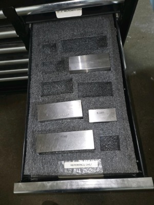 HUSKY ROLLING CABINET & CONTENTS - 6