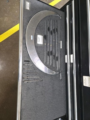 HUSKY ROLLING CABINET & CONTENTS - 7