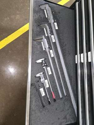 HUSKY ROLLING CABINET & CONTENTS - 11