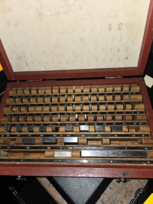 HUSKY ROLLING CABINET & CONTENTS - 12