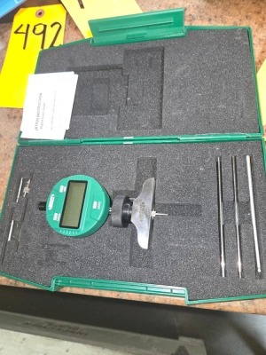 INSIZE DIGITAL DEPTH GAGE - 2