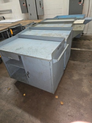 LOT ROLLING CARTS - 2