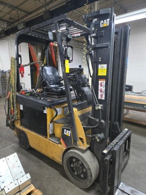 CATERPILLAR FORKLIFT; MODEL E6500; 6,500 LB. CAPACITY - 10