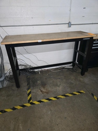 HUSKY WORK BENCH