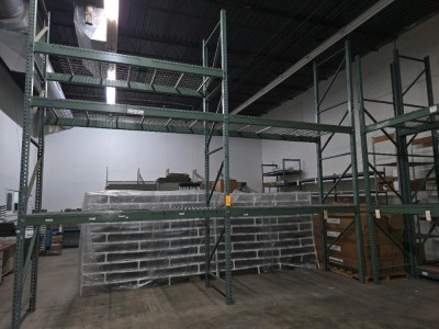 LOT PALLET RACK - 2