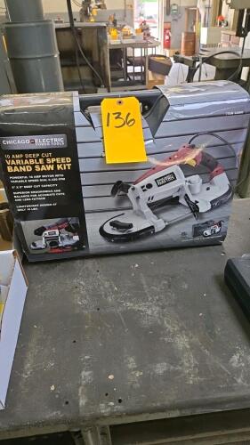 CHICAGO ELECTRIC POWER TOOLS VARIABLE SPEED BAND SAW KIT; 5" X 5" DEEP CUT; NEW IN BOX