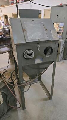 TRIN MAC-MAC BLAST CABINET; MODEL 1; 24 X 24; S/N 4483-90