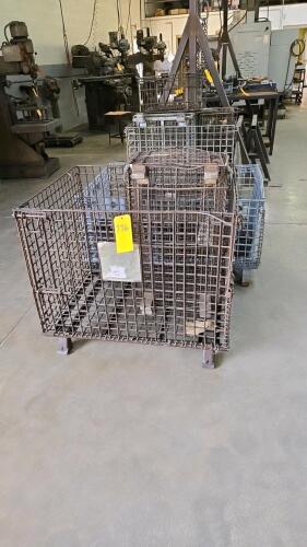 LOT WIRE BASKETS