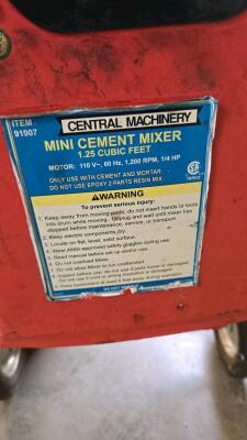 CENTRAL MACHINERY MINI CEMENT MIXER & MEDIA STONES - 3
