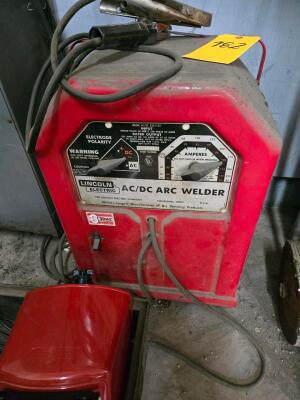 LINCOLN AC/DC ARC WELDER; 225 AMP; CODE #9221-712 - 2