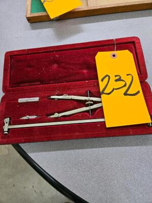 PROTRACTOR